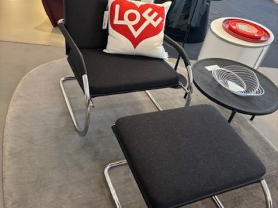 set kragsessel + ottoman "d35-1 + c35" von tecta